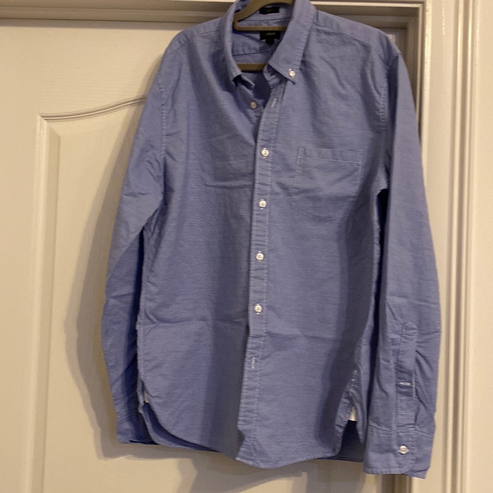 J Crew (L) slim blue white pinstripe casual long sleeves shirt. Tuck in or out!